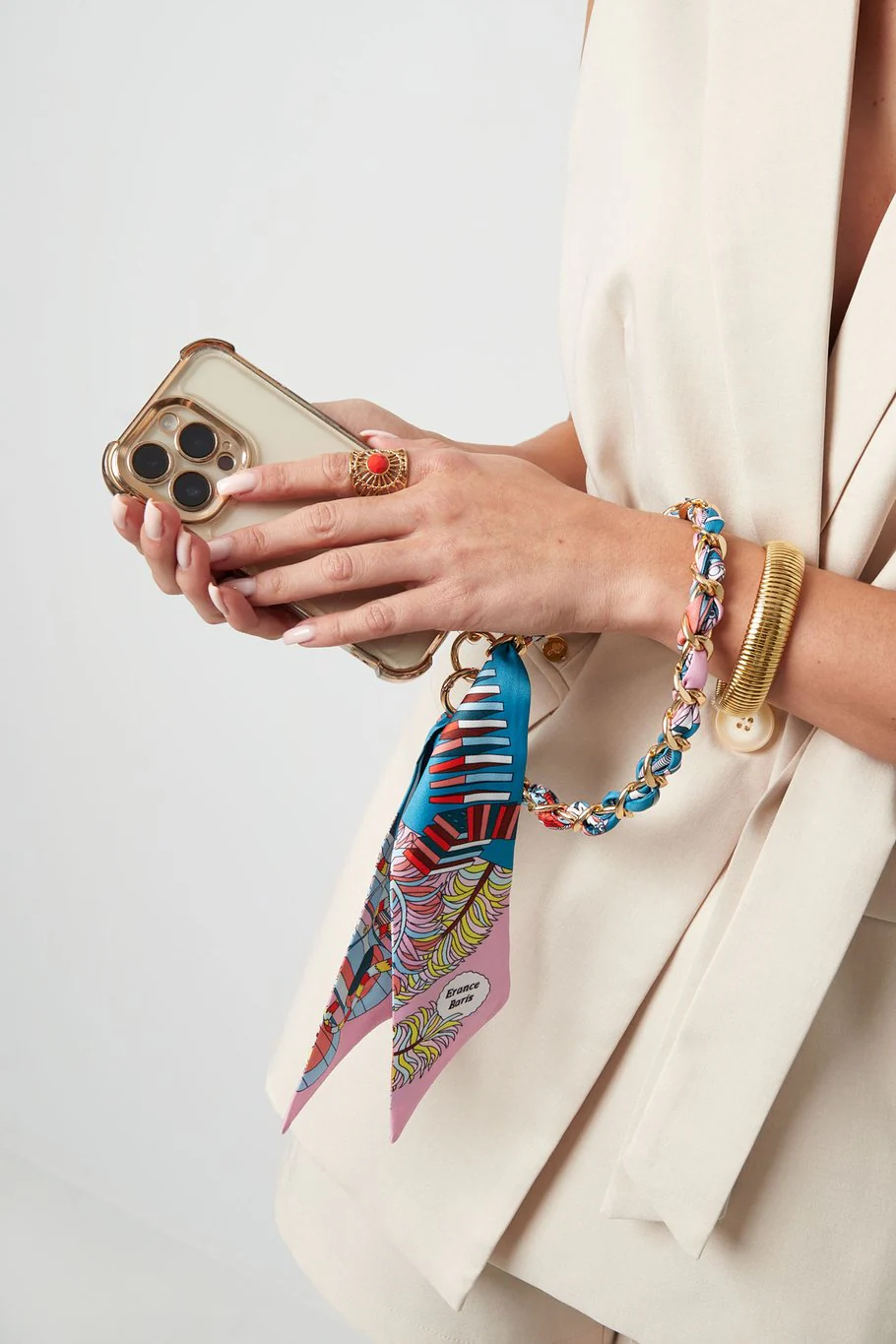 Telefoonketting satijnen sjaal – Verschillende Kleuren Telefoonketting satijnen sjaal – Verschillende Kleuren