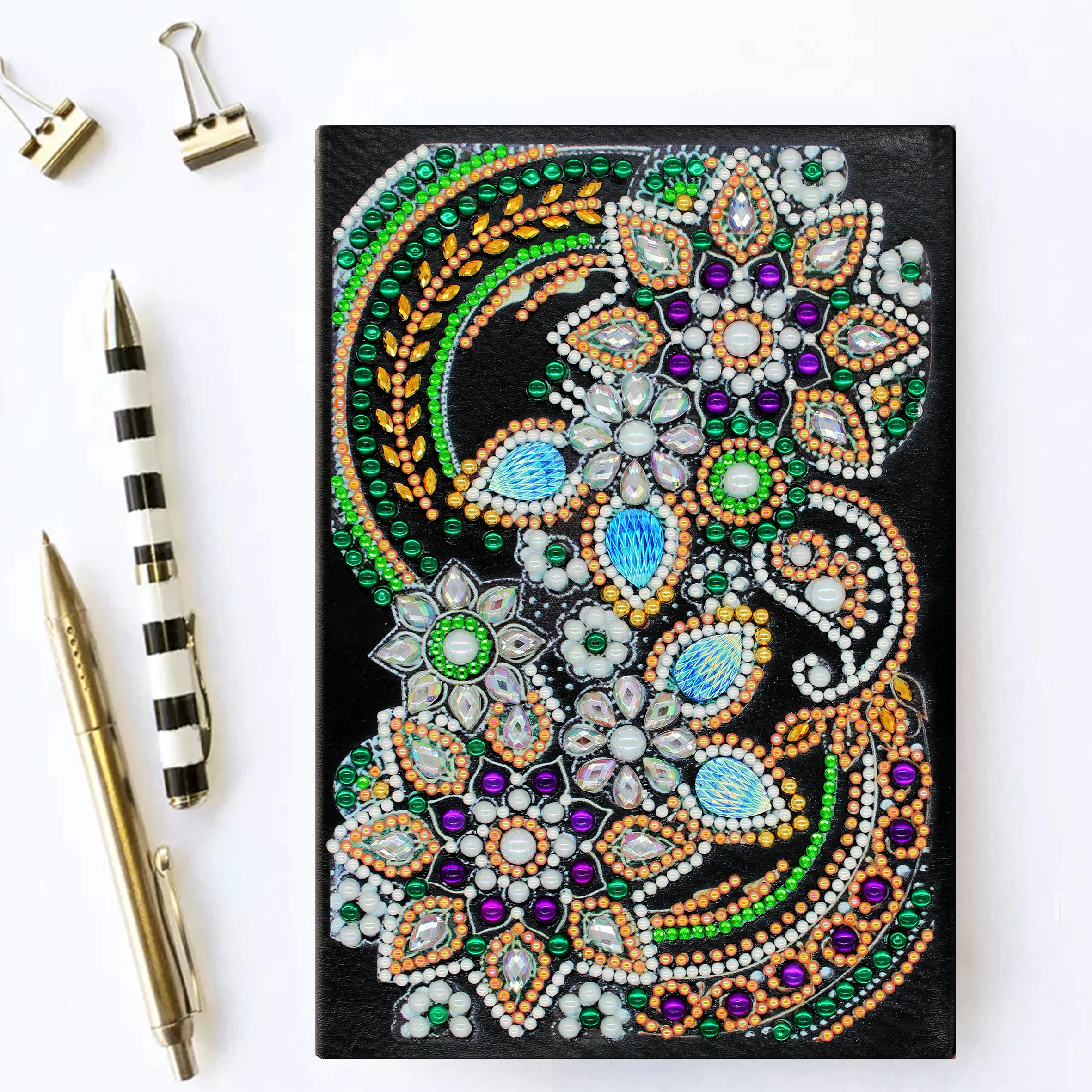 Diamond Painting Notitieboek – Kleine Bloem Mandala’s