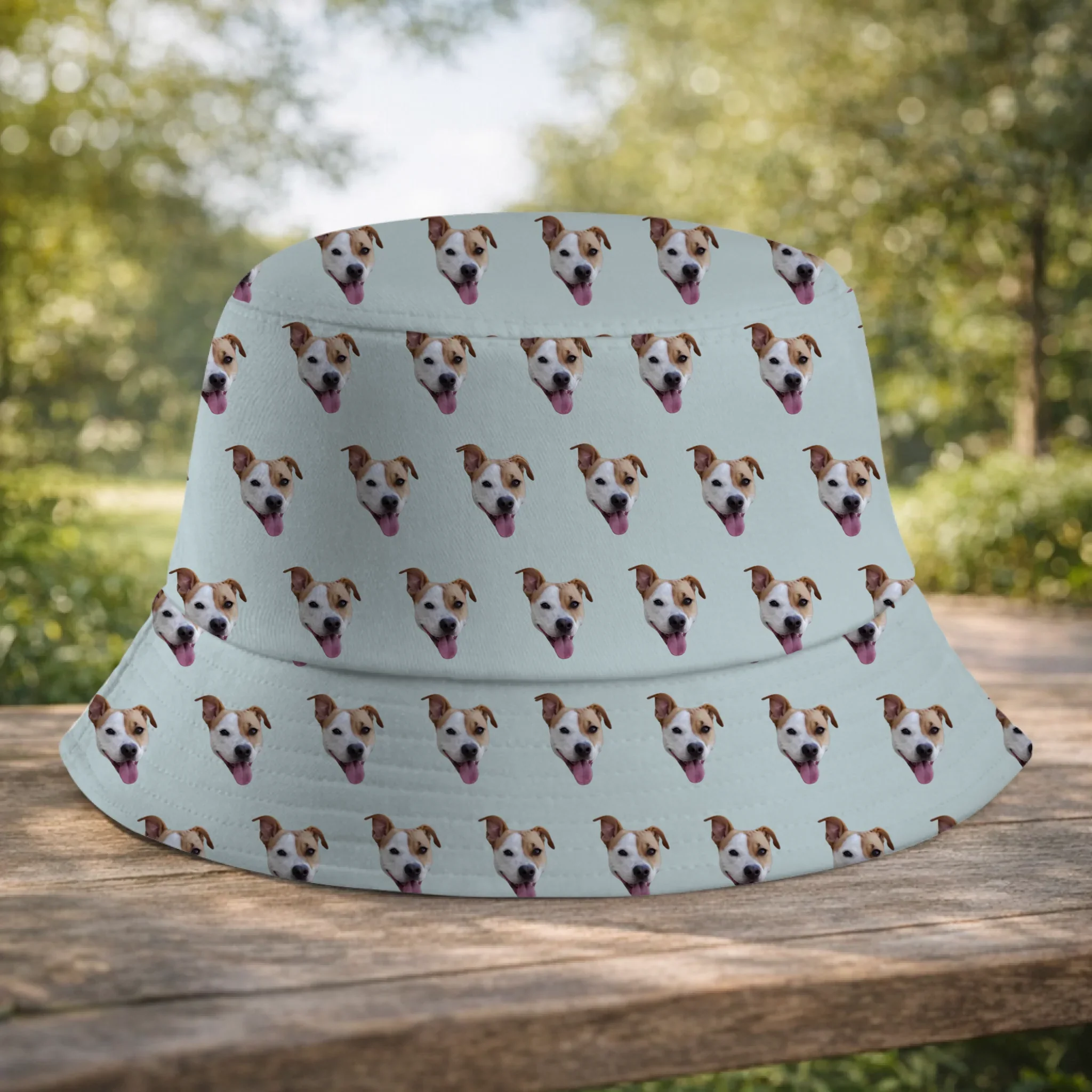 Gepersonaliseerde bucket hat met uitgeknipte huisdierenkoppen