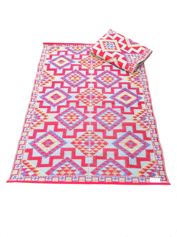 Buiten vloerkleed 120 x 180 – Rood aztec