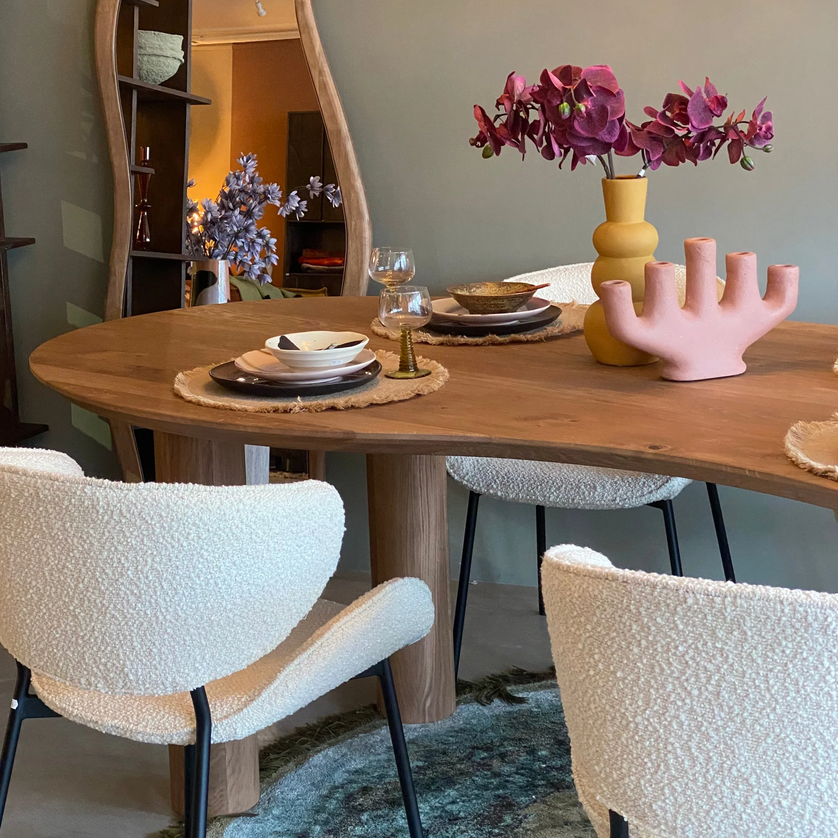 Eettafel Cleo Organisch