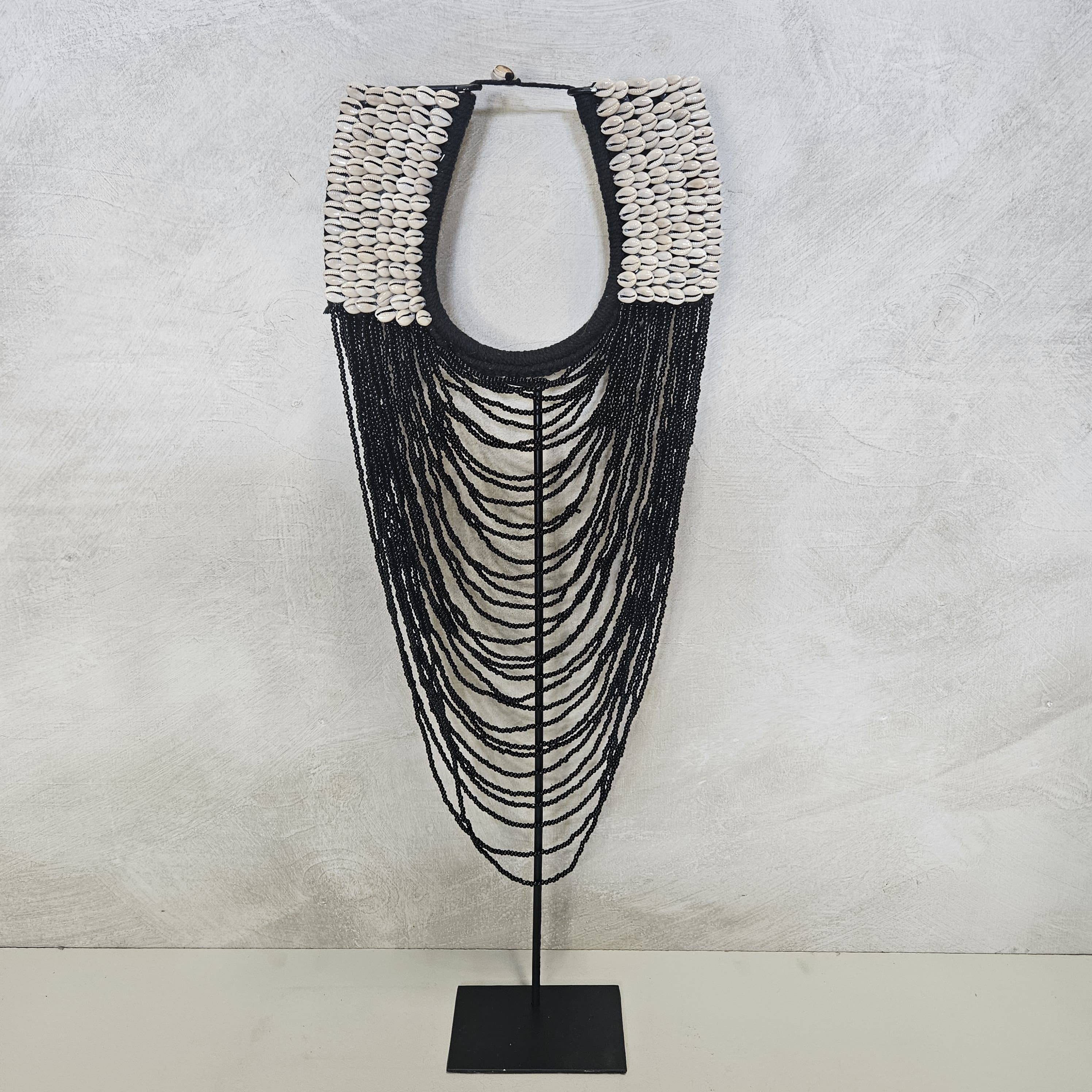 Kralendecoratie ‘Mambi’ zwart