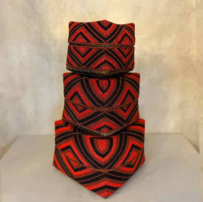 Balinese offermandjes – Rood/bruin