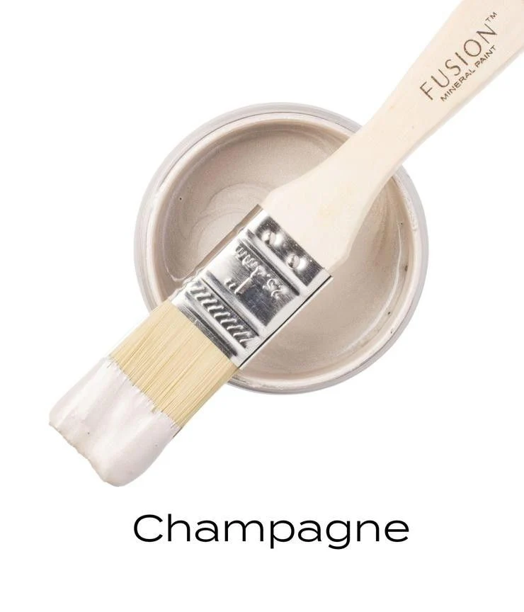 Fusion Mineral Paint Metallics – CHAMPAGNE